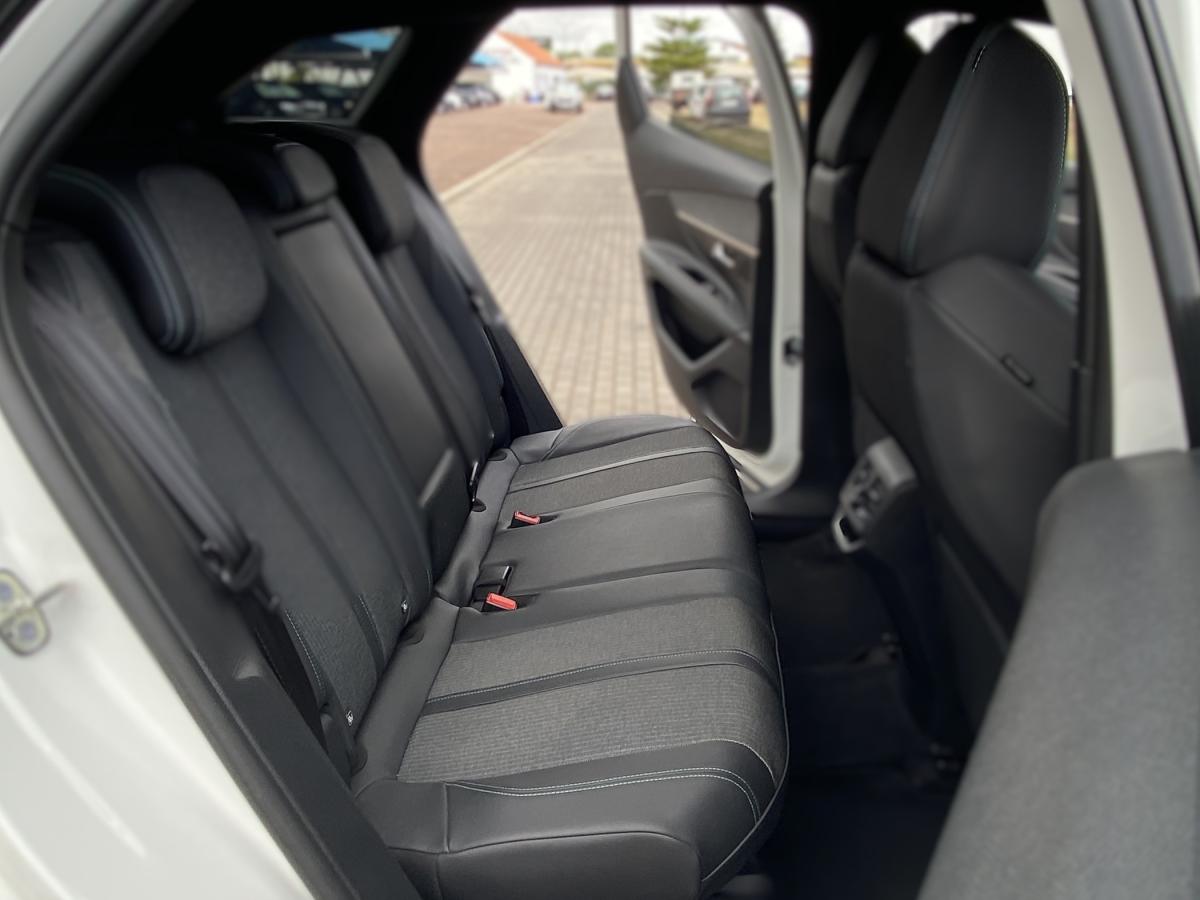 peugeot-3008-2023-diesel-1499cc