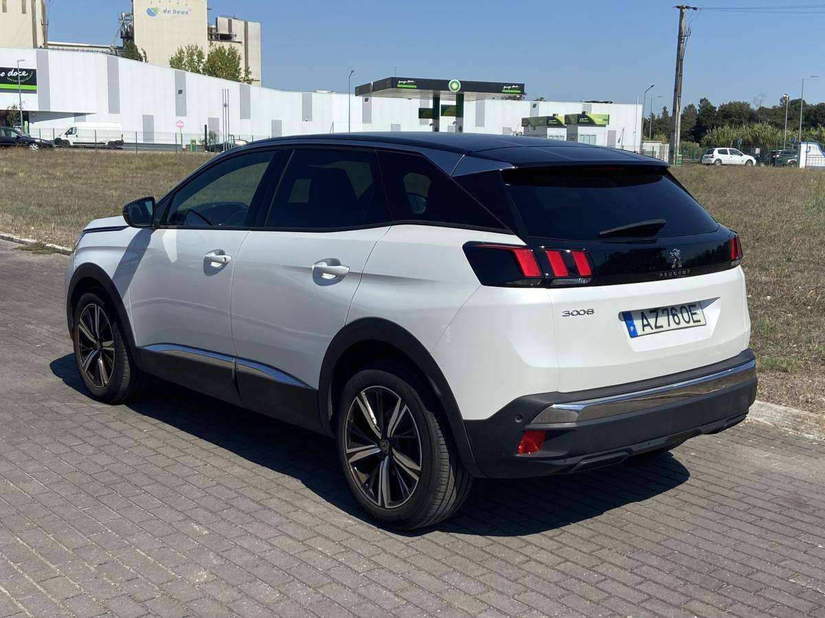 peugeot-3008-2023-diesel-1499cc