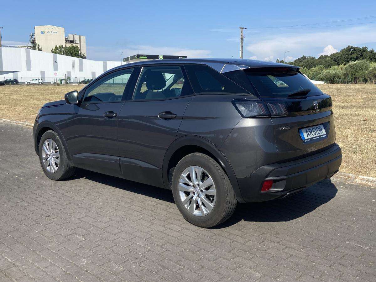 peugeot-3008-2022-diesel-1499cc