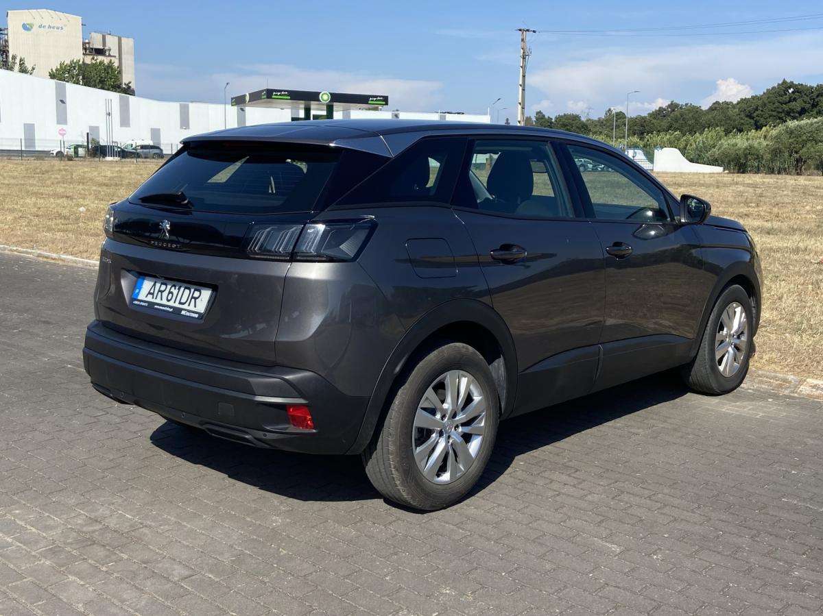 peugeot-3008-2022-diesel-1499cc