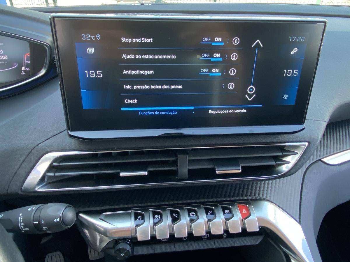peugeot-3008-2022-diesel-1499cc