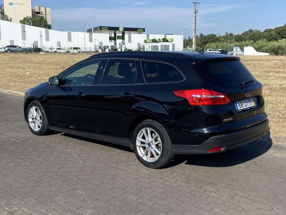 ford-focus-sw-2018-diesel-1499cc