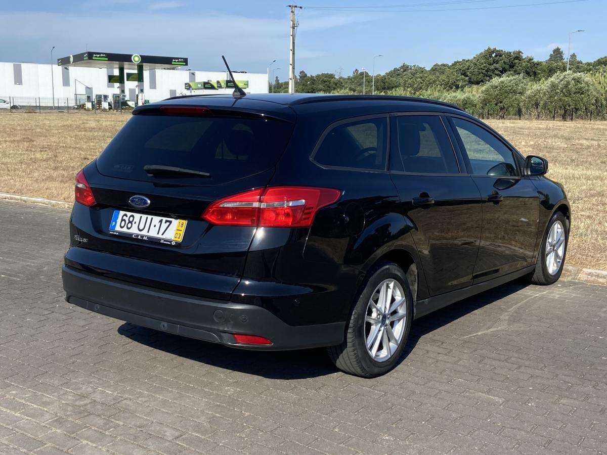 ford-focus-sw-2018-diesel-1499cc