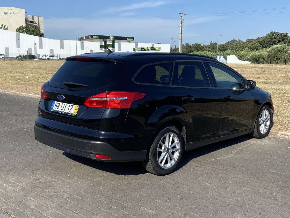 ford-focus-sw-2018-diesel-1499cc