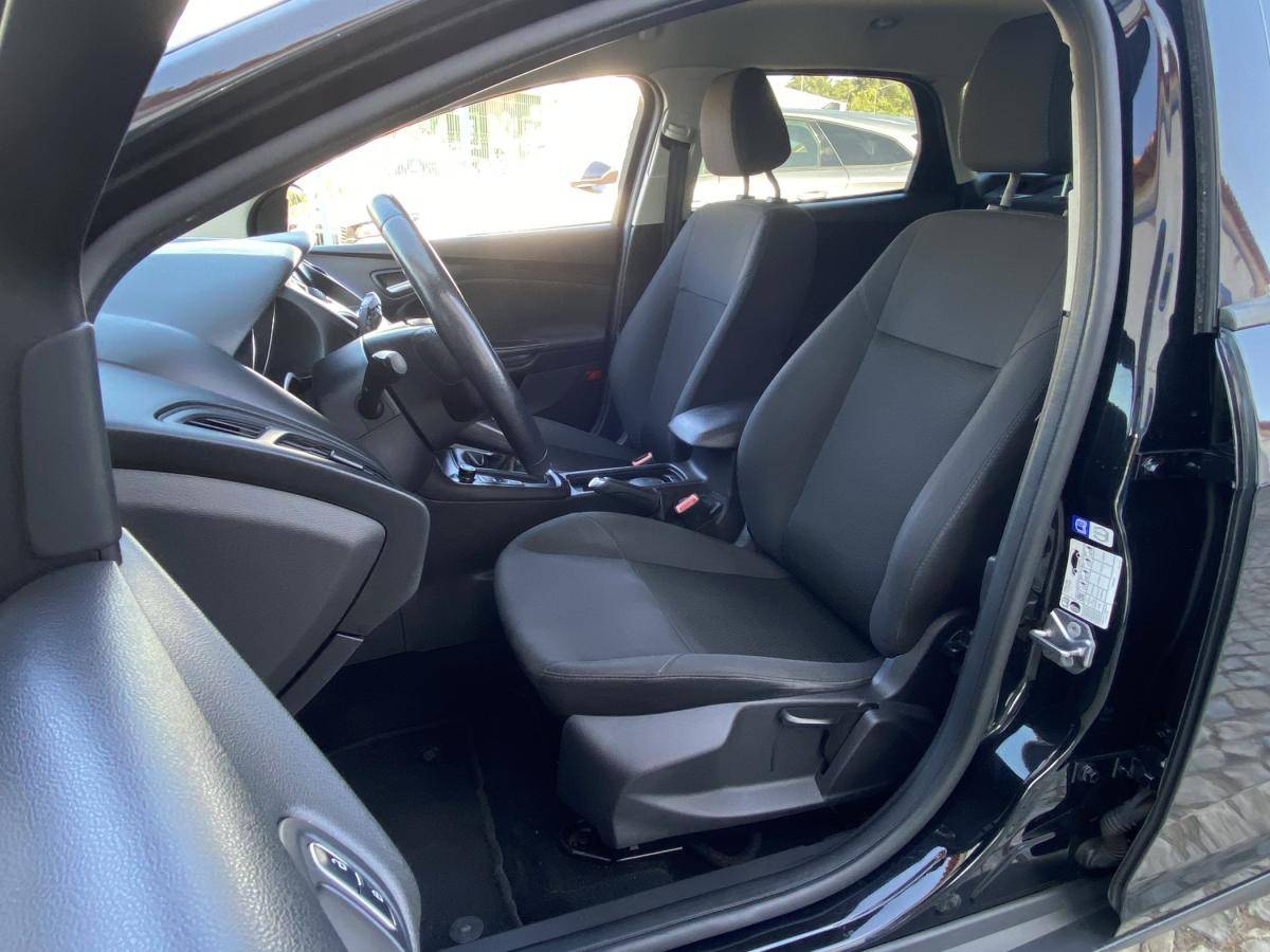 ford-focus-sw-2018-diesel-1499cc