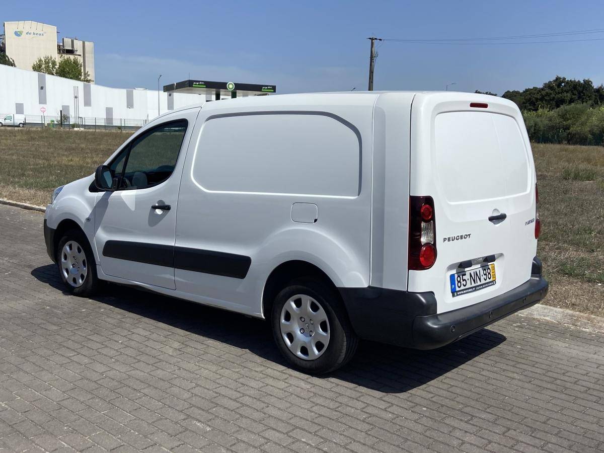 peugeot-partner-2013-diesel-1560cc