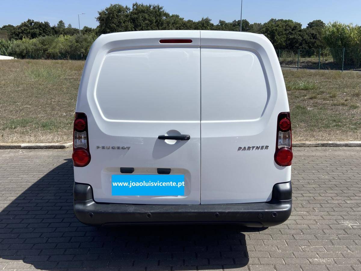 peugeot-partner-2013-diesel-1560cc