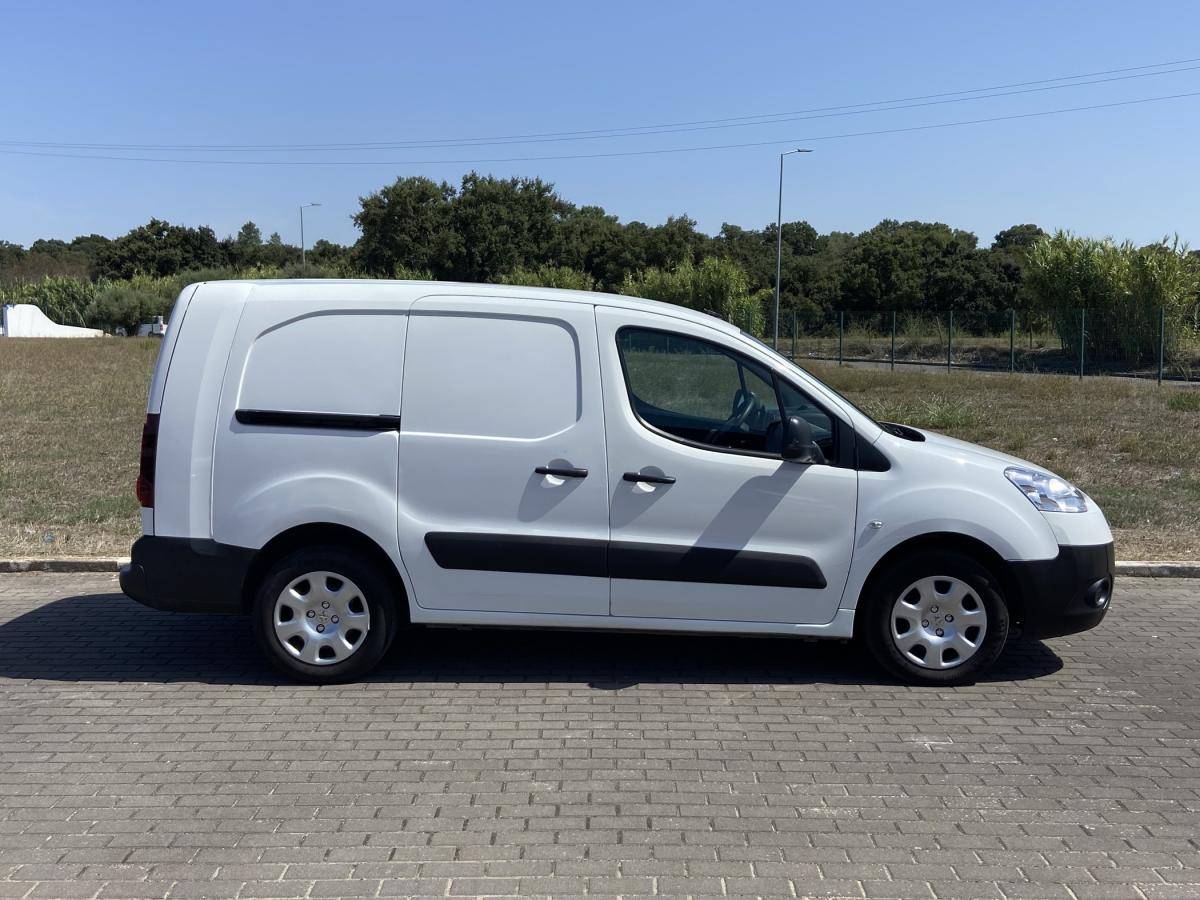 peugeot-partner-2013-diesel-1560cc