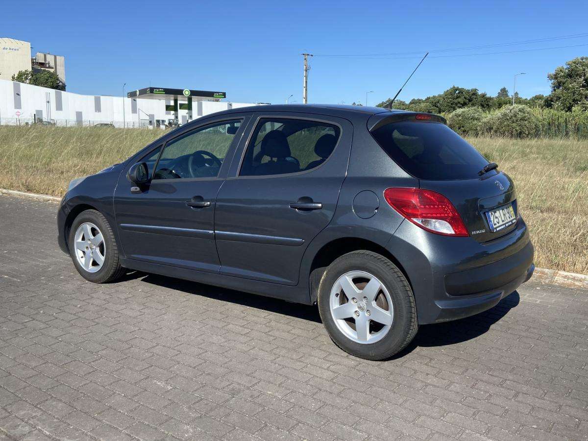 peugeot-207-2011-gasolina-1397cc