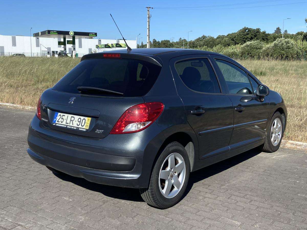 peugeot-207-2011-gasolina-1397cc