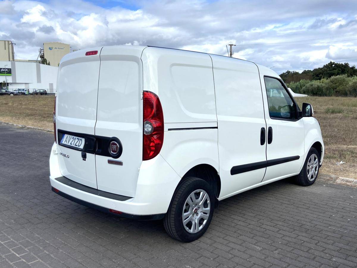 fiat-doblo-2023-diesel-1598cc