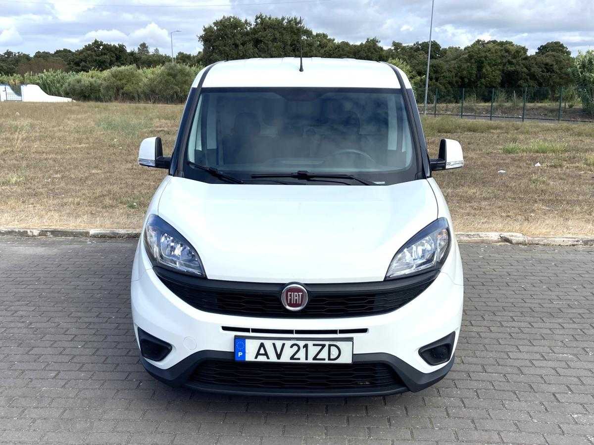 fiat-doblo-2023-diesel-1598cc