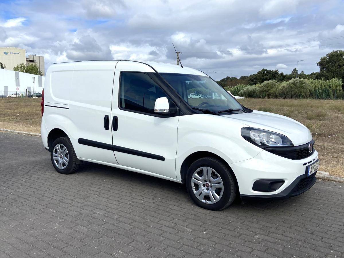 fiat-doblo-2023-diesel-1598cc