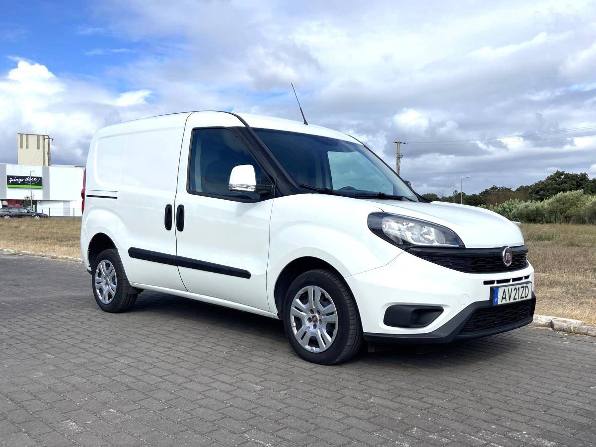 fiat-doblo-2023-diesel-1598cc