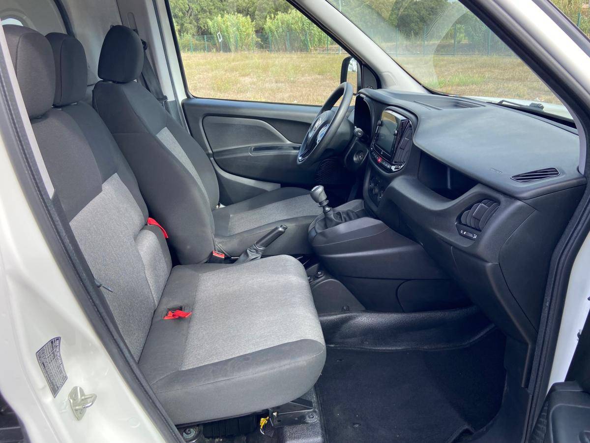 fiat-doblo-2023-diesel-1598cc