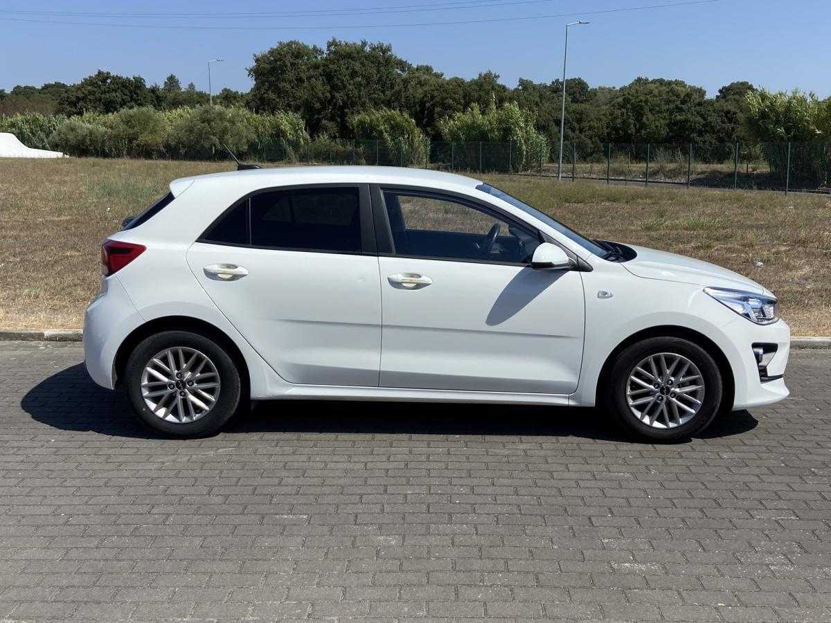kia-rio-2022-gasolina-1197cc