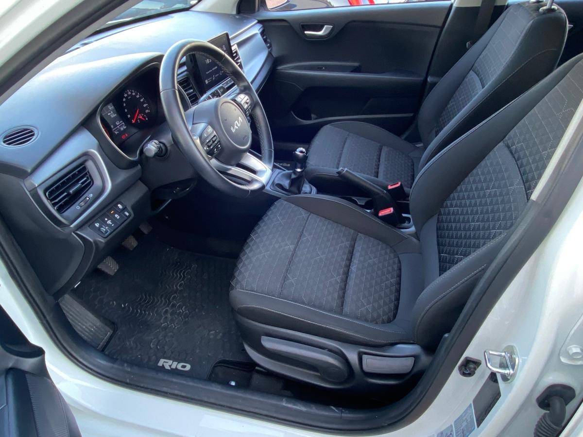 kia-rio-2022-gasolina-1197cc