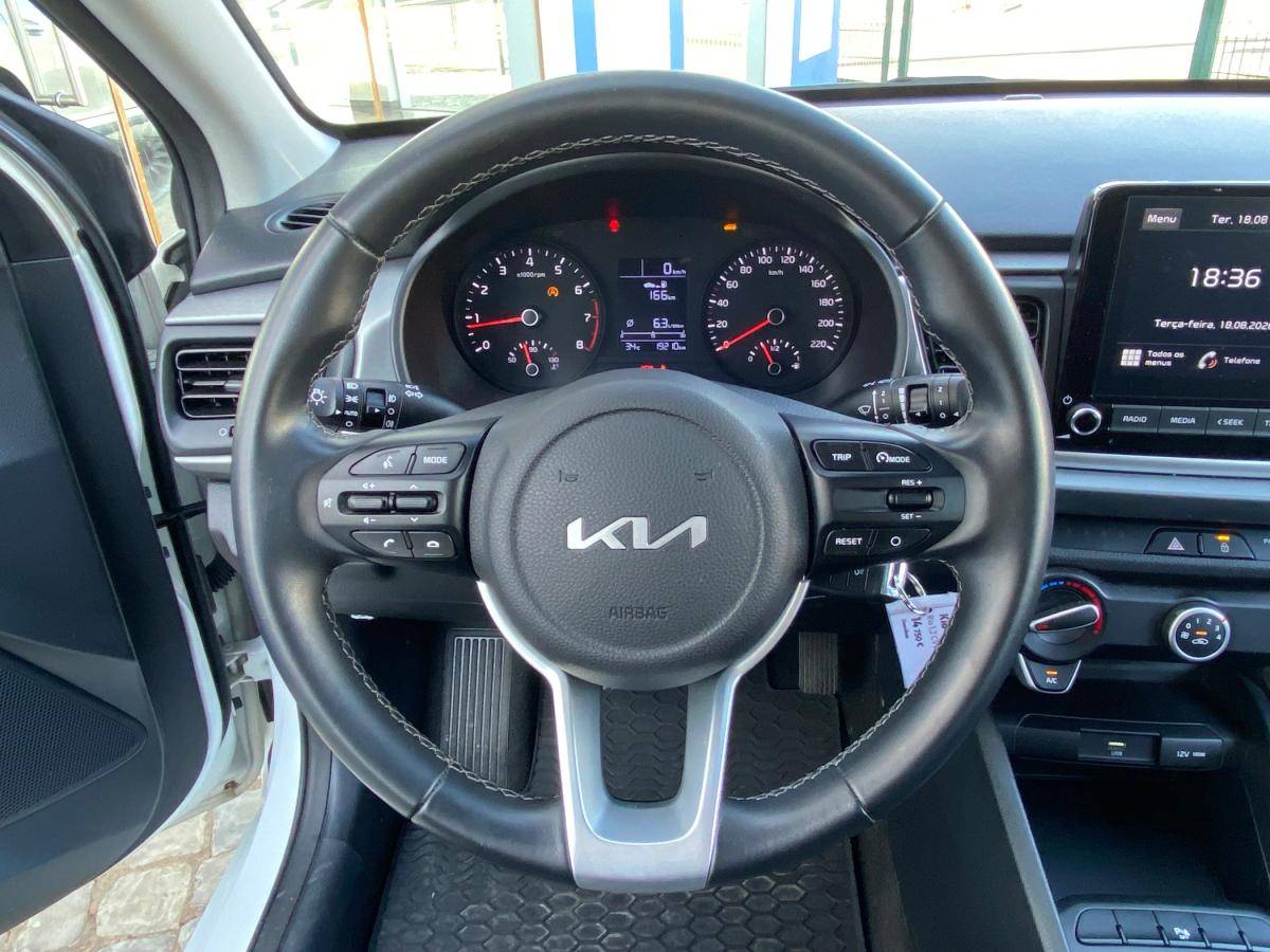 kia-rio-2022-gasolina-1197cc