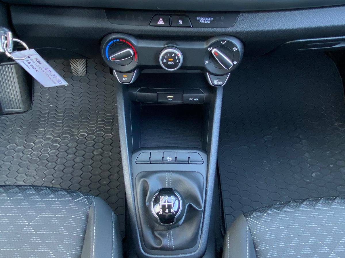 kia-rio-2022-gasolina-1197cc