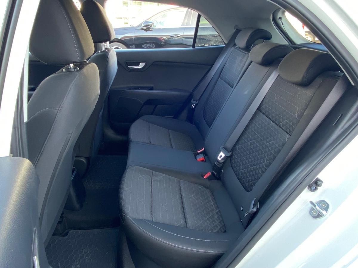 kia-rio-2022-gasolina-1197cc