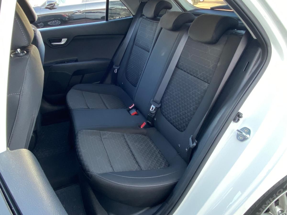 kia-rio-2022-gasolina-1197cc