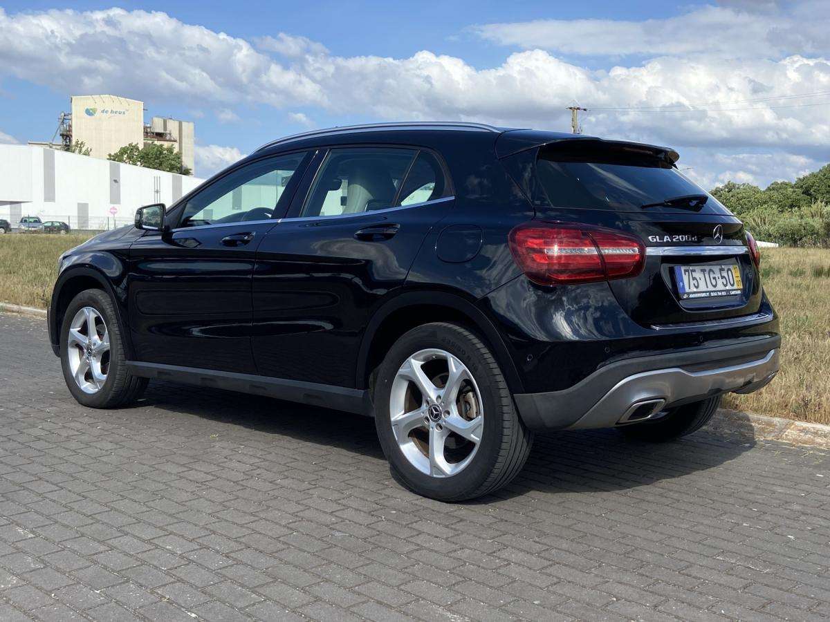 mercedes-benz-gla-2017-diesel-2143cc