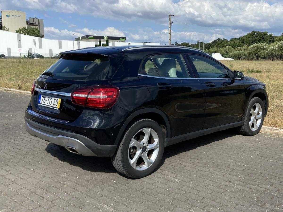 mercedes-benz-gla-2017-diesel-2143cc