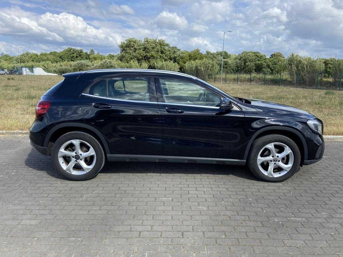 mercedes-benz-gla-2017-diesel-2143cc