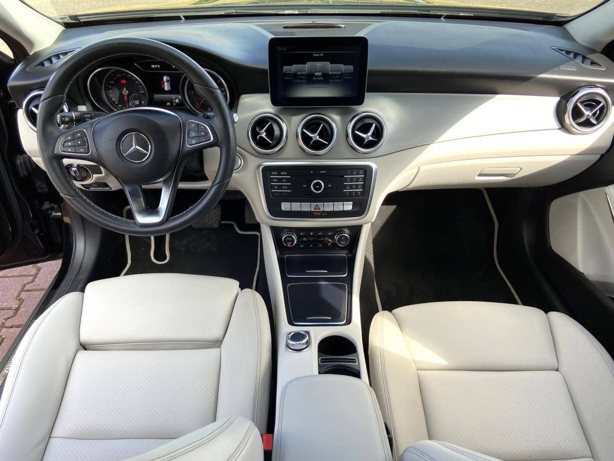 mercedes-benz-gla-2017-diesel-2143cc