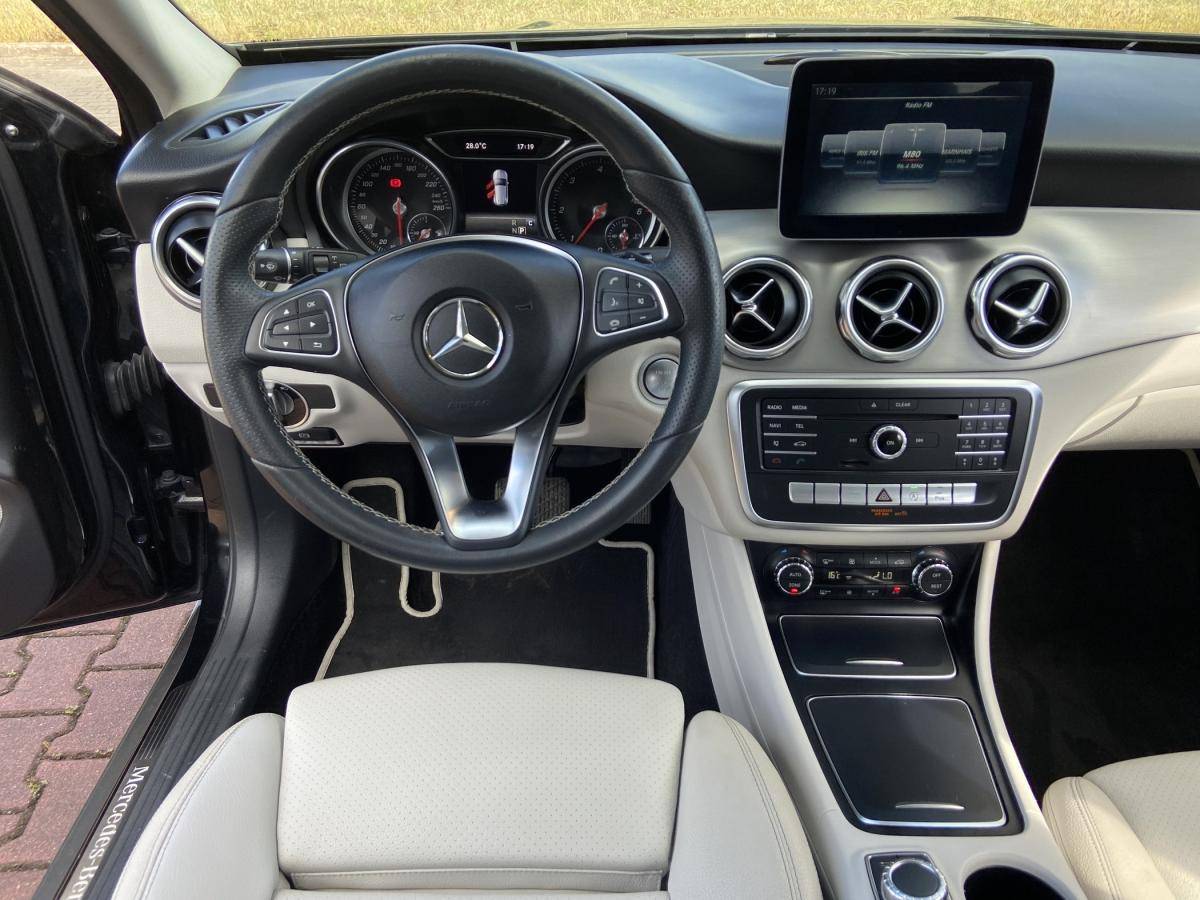mercedes-benz-gla-2017-diesel-2143cc