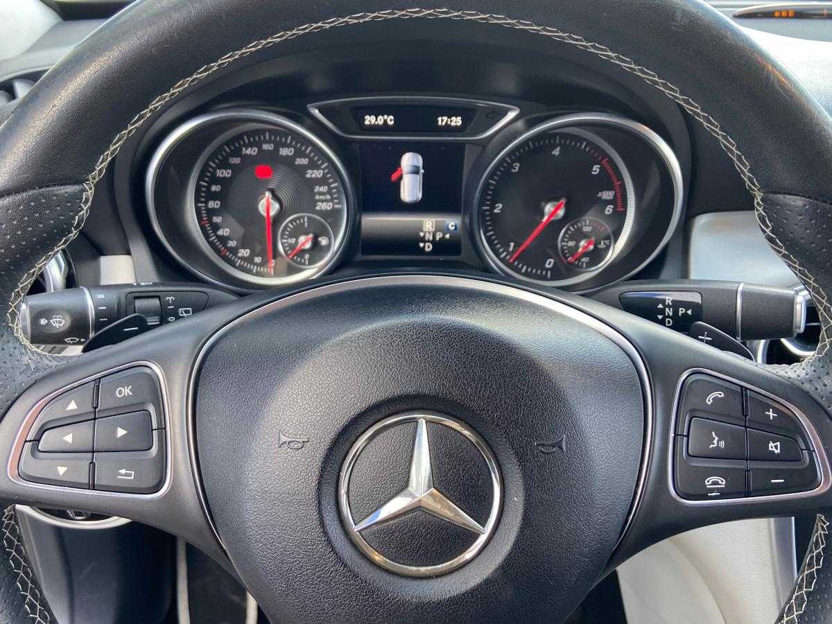 mercedes-benz-gla-2017-diesel-2143cc