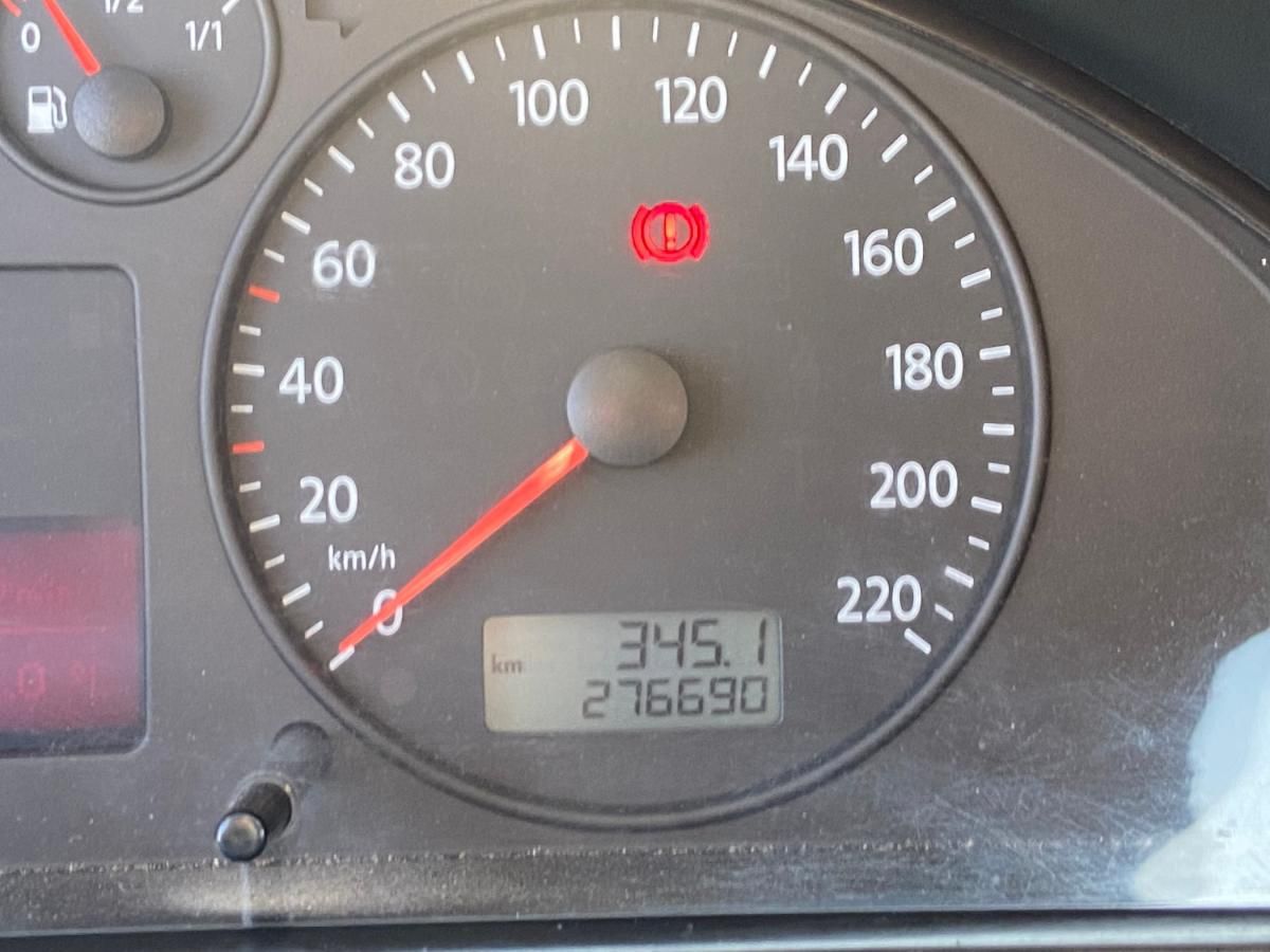 volkswagen-transporter-2007-diesel-1968cc