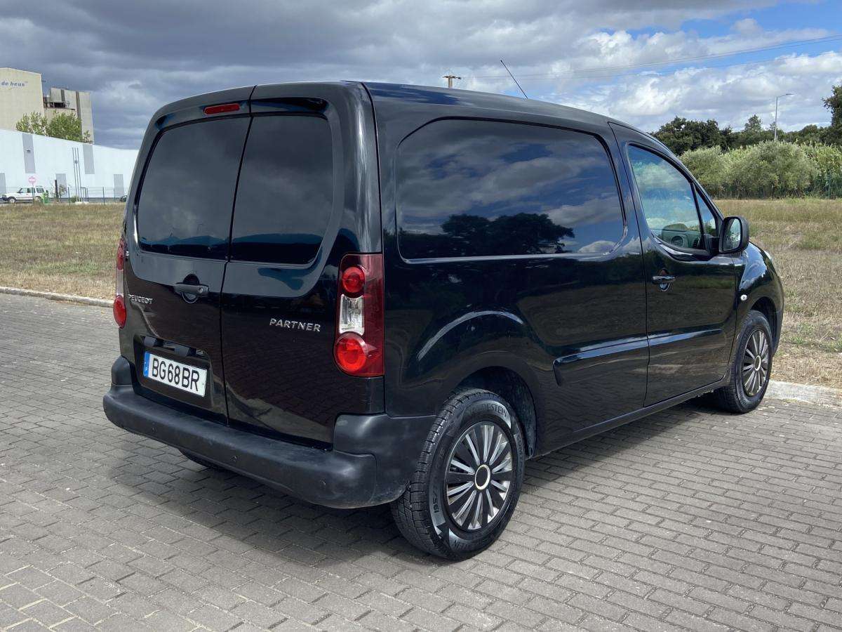 peugeot-partner-2015-diesel-1560cc