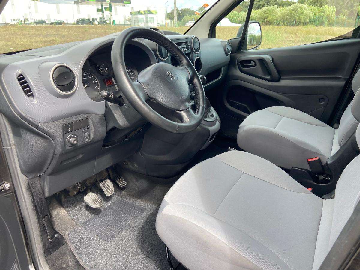 peugeot-partner-2015-diesel-1560cc