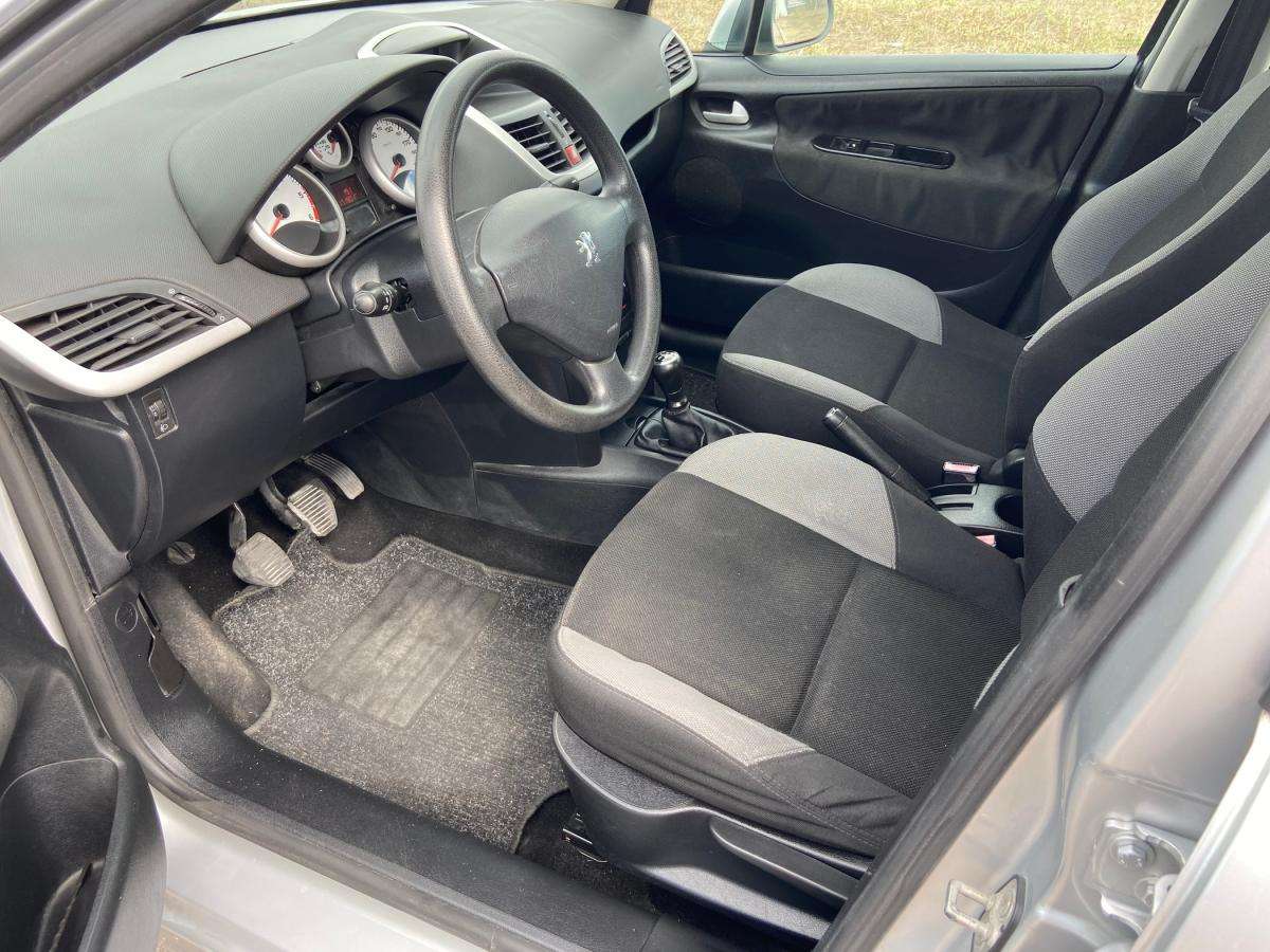 peugeot-207-2006-diesel-1398cc