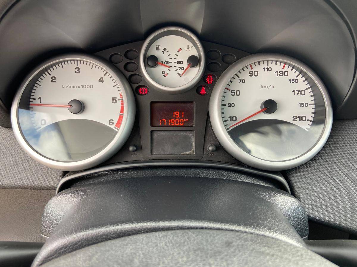 peugeot-207-2006-diesel-1398cc