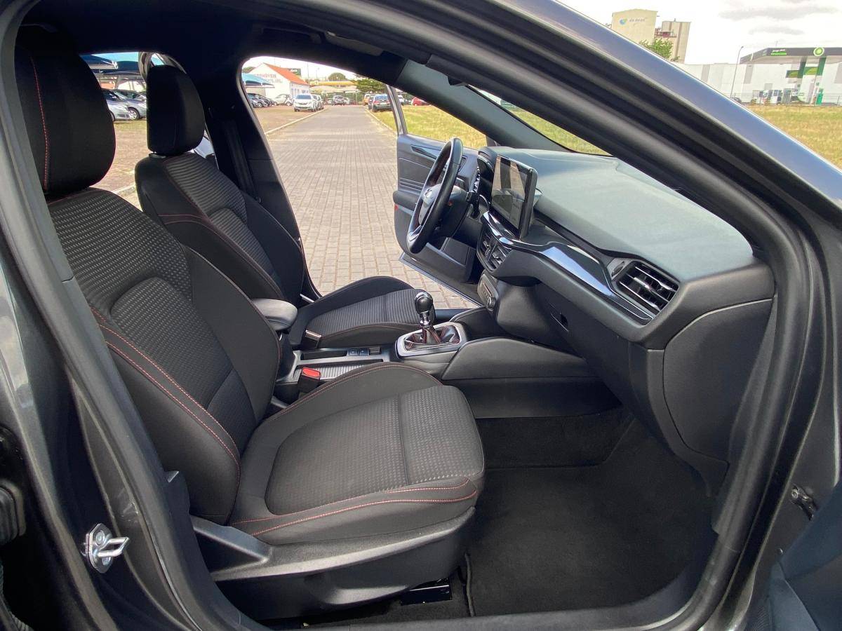 ford-focus-2023-gasolina-998cc