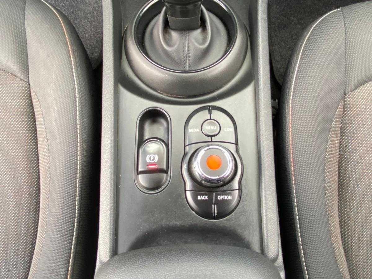 mini-clubman-2020-diesel-1496cc