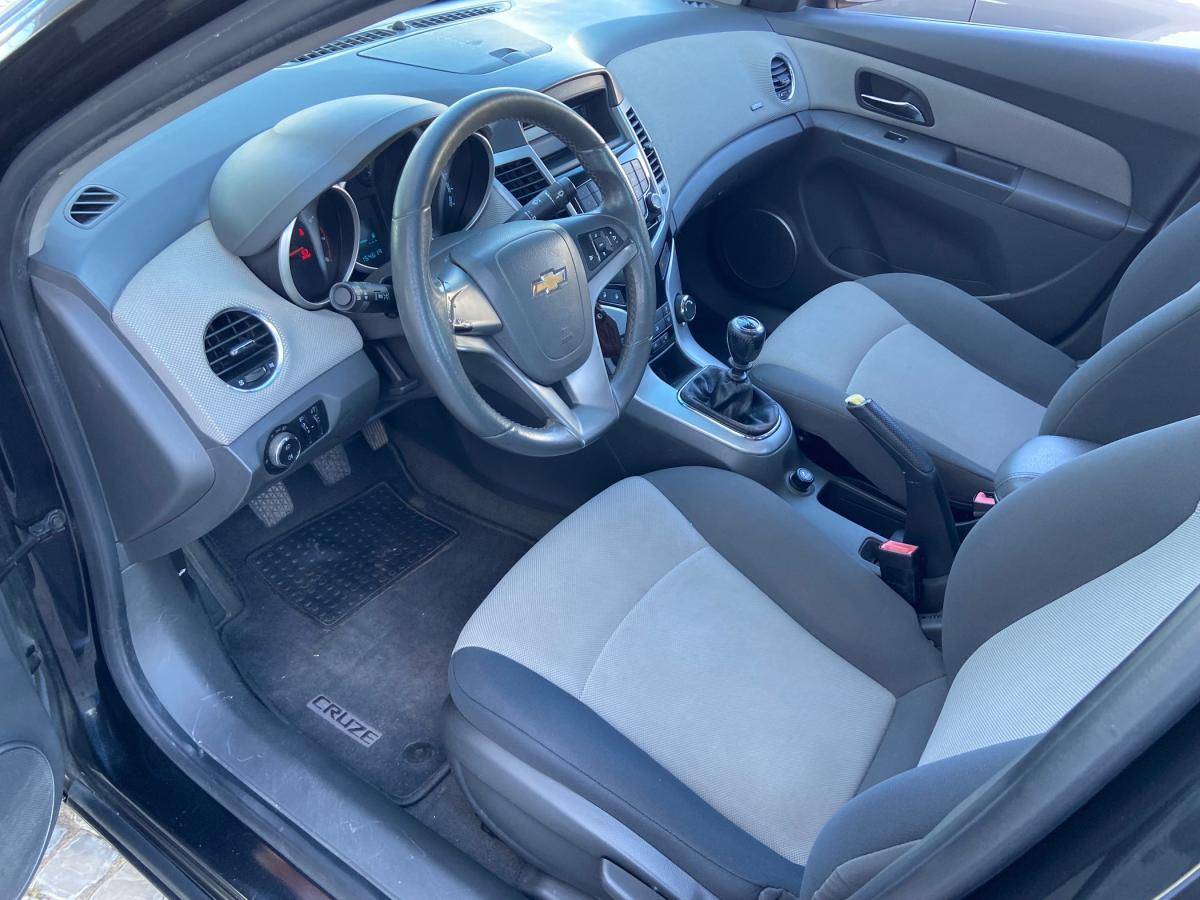 chevrolet-cruze-2010-gasolina-1598cc