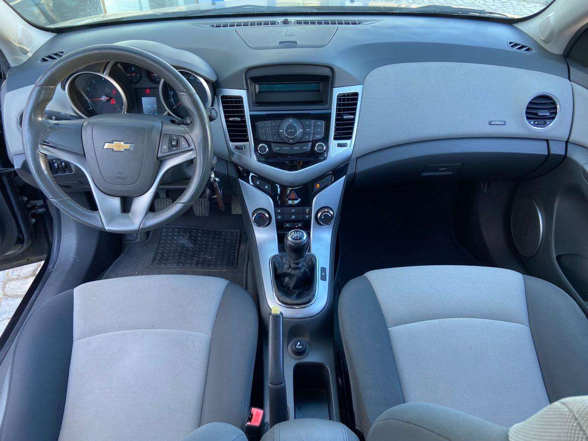 chevrolet-cruze-2010-gasolina-1598cc