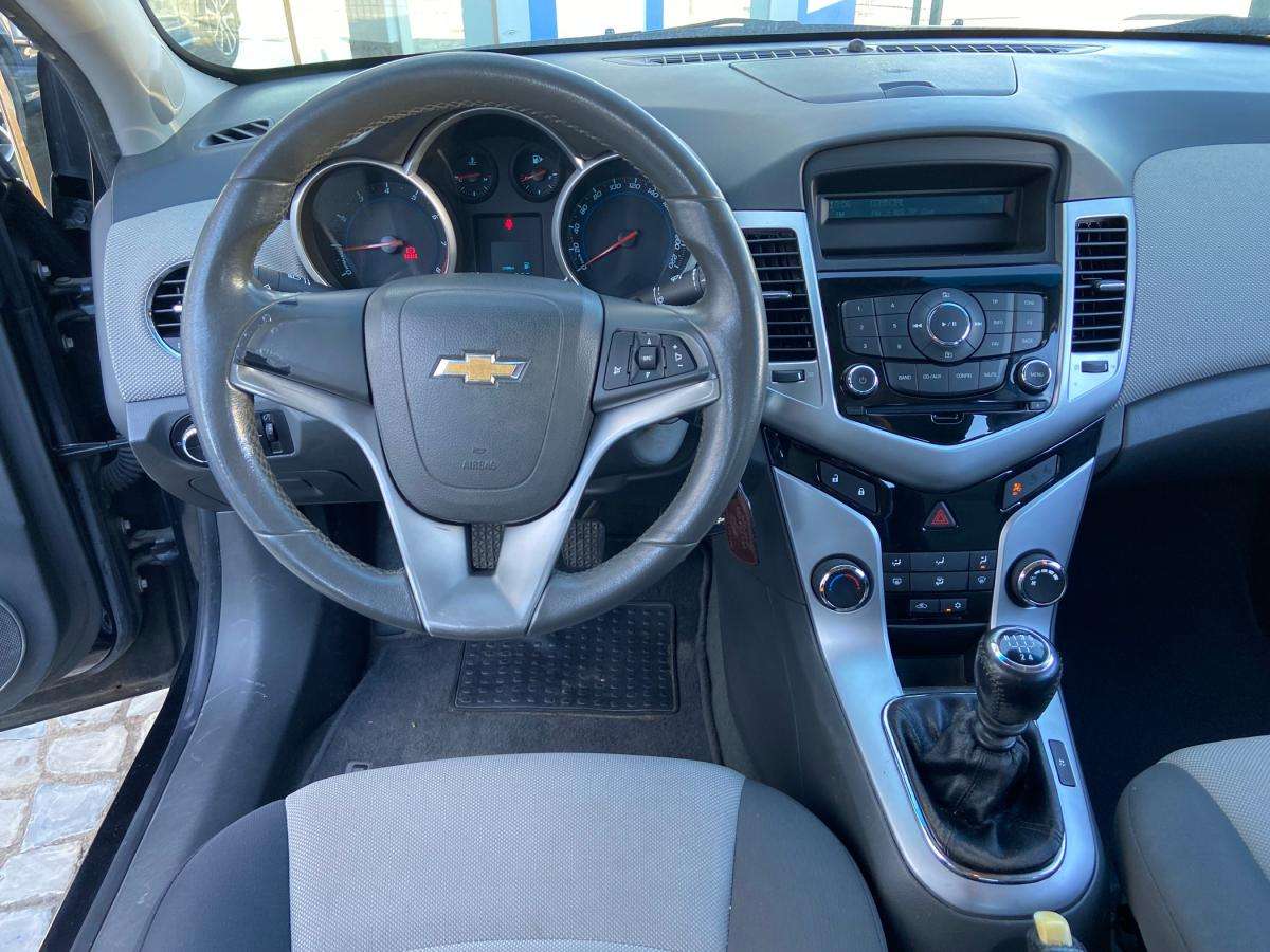 chevrolet-cruze-2010-gasolina-1598cc