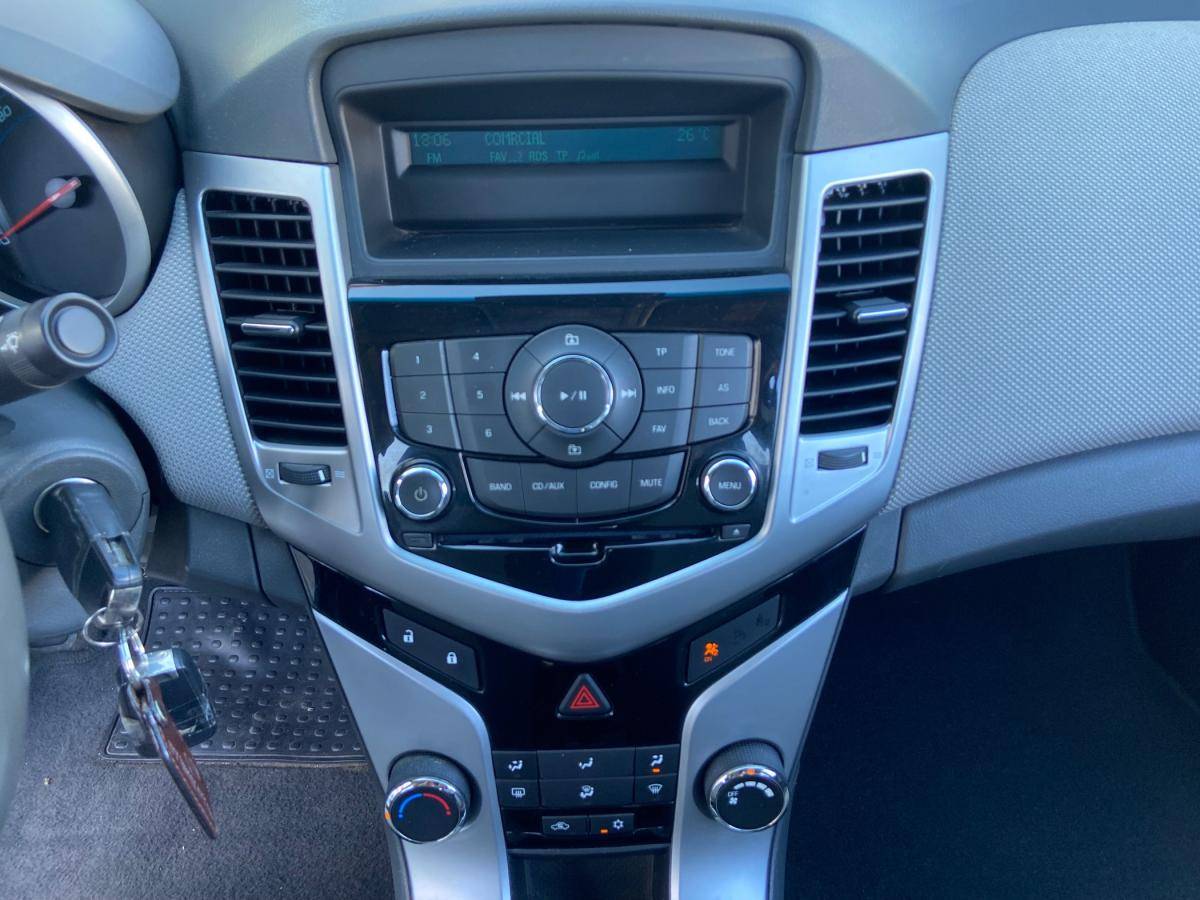chevrolet-cruze-2010-gasolina-1598cc