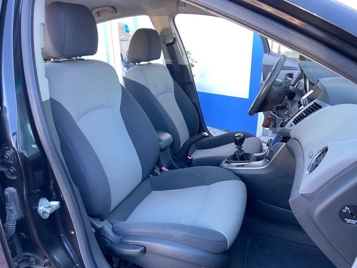 chevrolet-cruze-2010-gasolina-1598cc