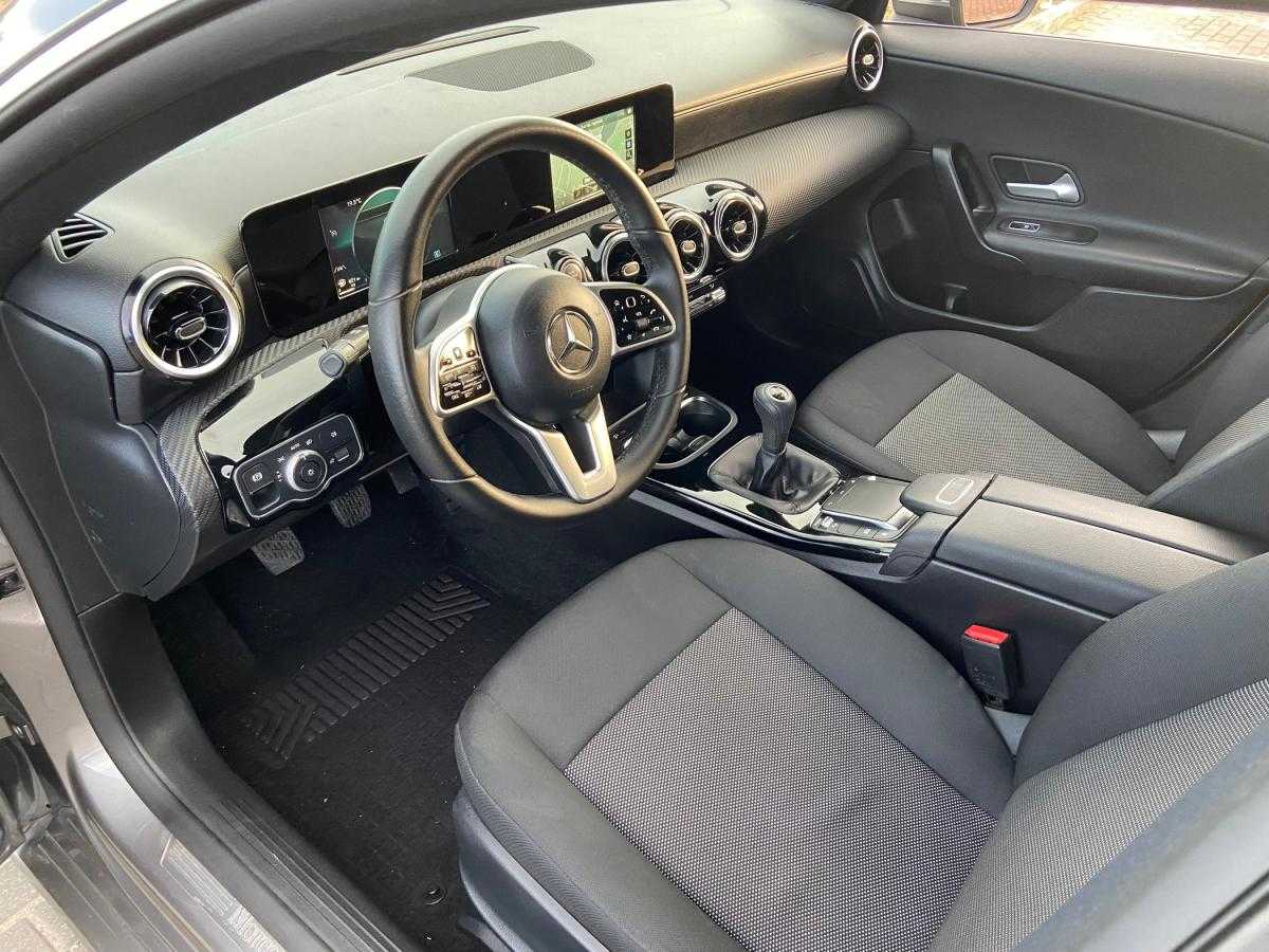 mercedes-benz-cla-2021-diesel-1950cc
