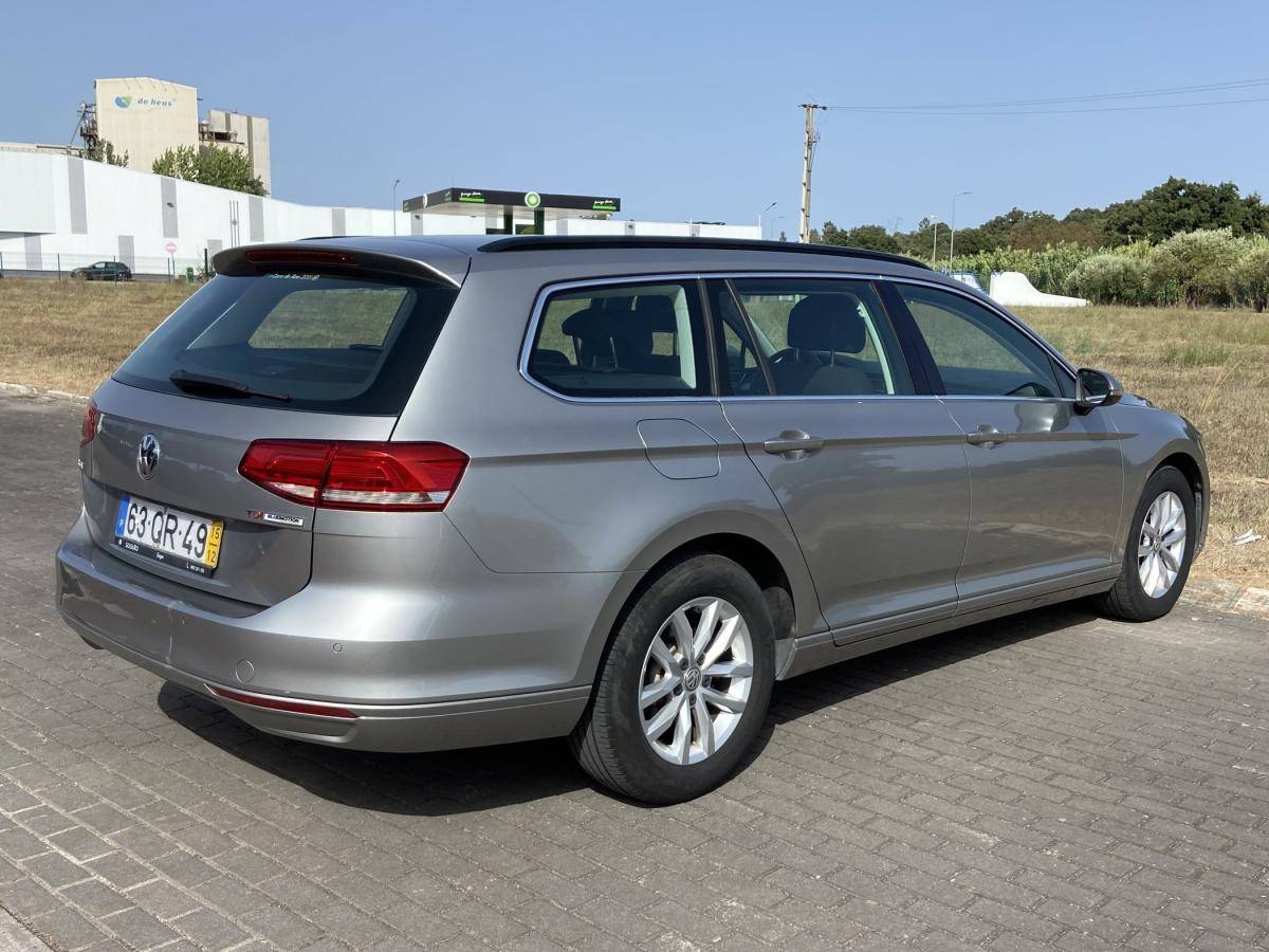 volkswagen-passat-variant-2015-diesel-1598cc
