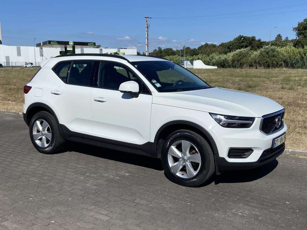 volvo-xc40-2018-gasolina-1477cc