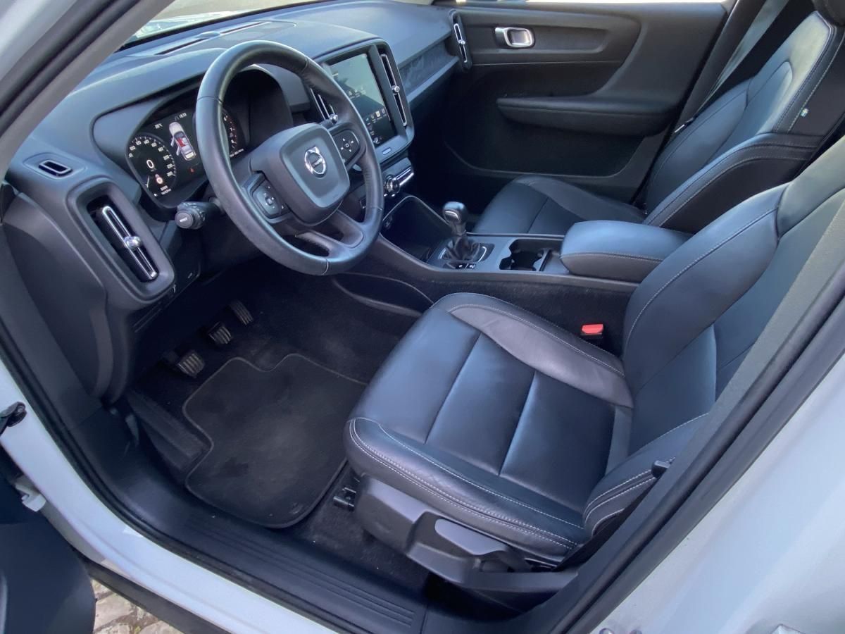 volvo-xc40-2018-gasolina-1477cc