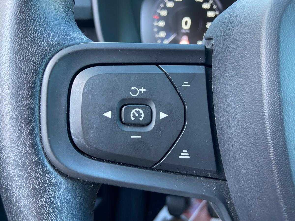 volvo-xc40-2018-gasolina-1477cc