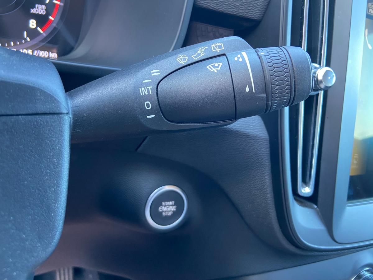 volvo-xc40-2018-gasolina-1477cc