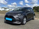 toyota-yaris-2023-hibrido-a-gasolina-1490cc